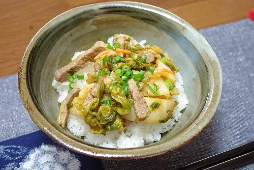 豚キムチ丼/